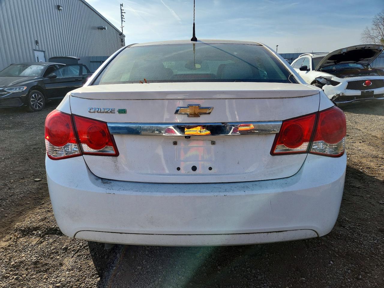 2014 CHEVROLET CRUZE photo 11