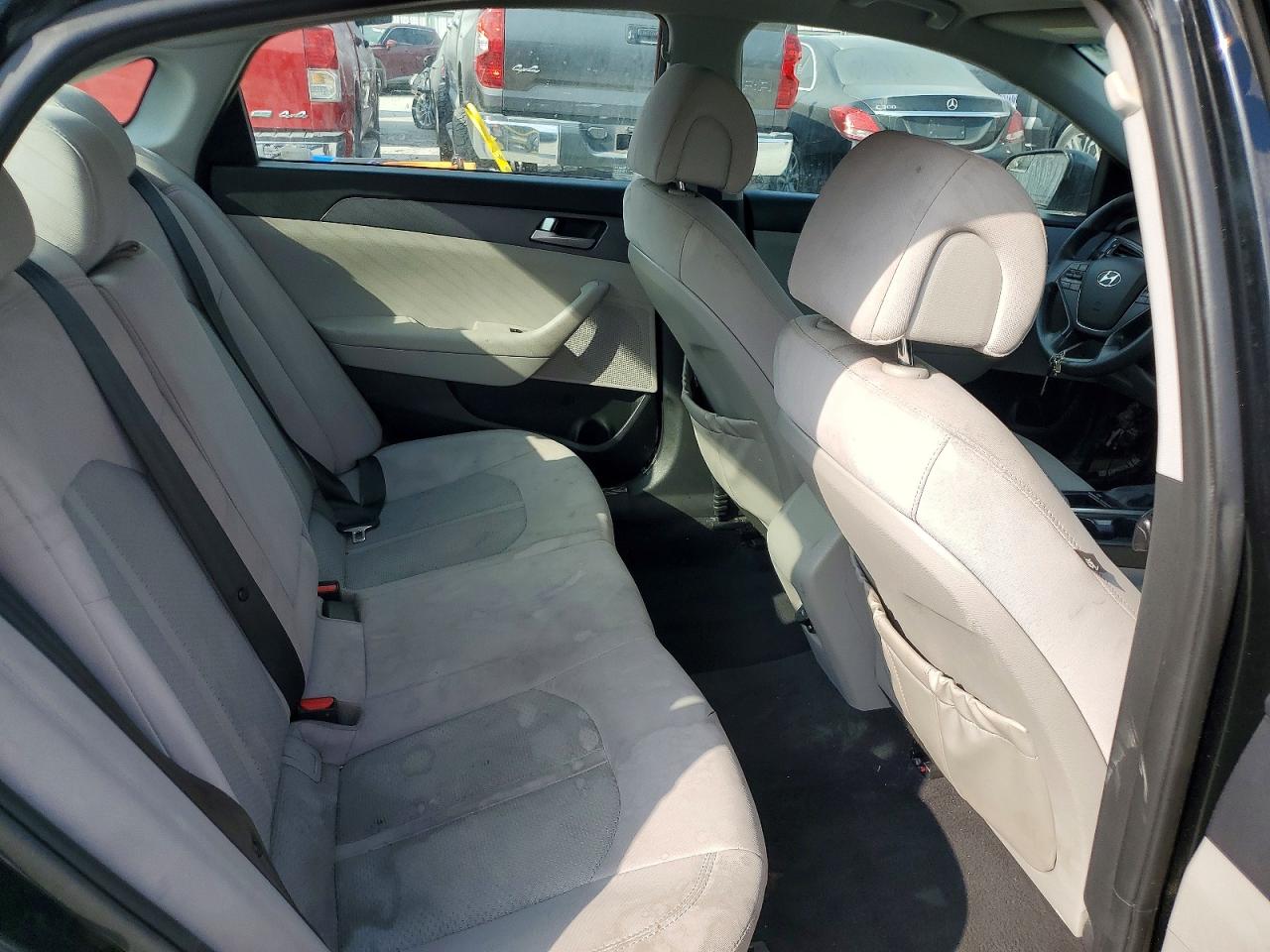 2017 HYUNDAI SONATA SE photo 28