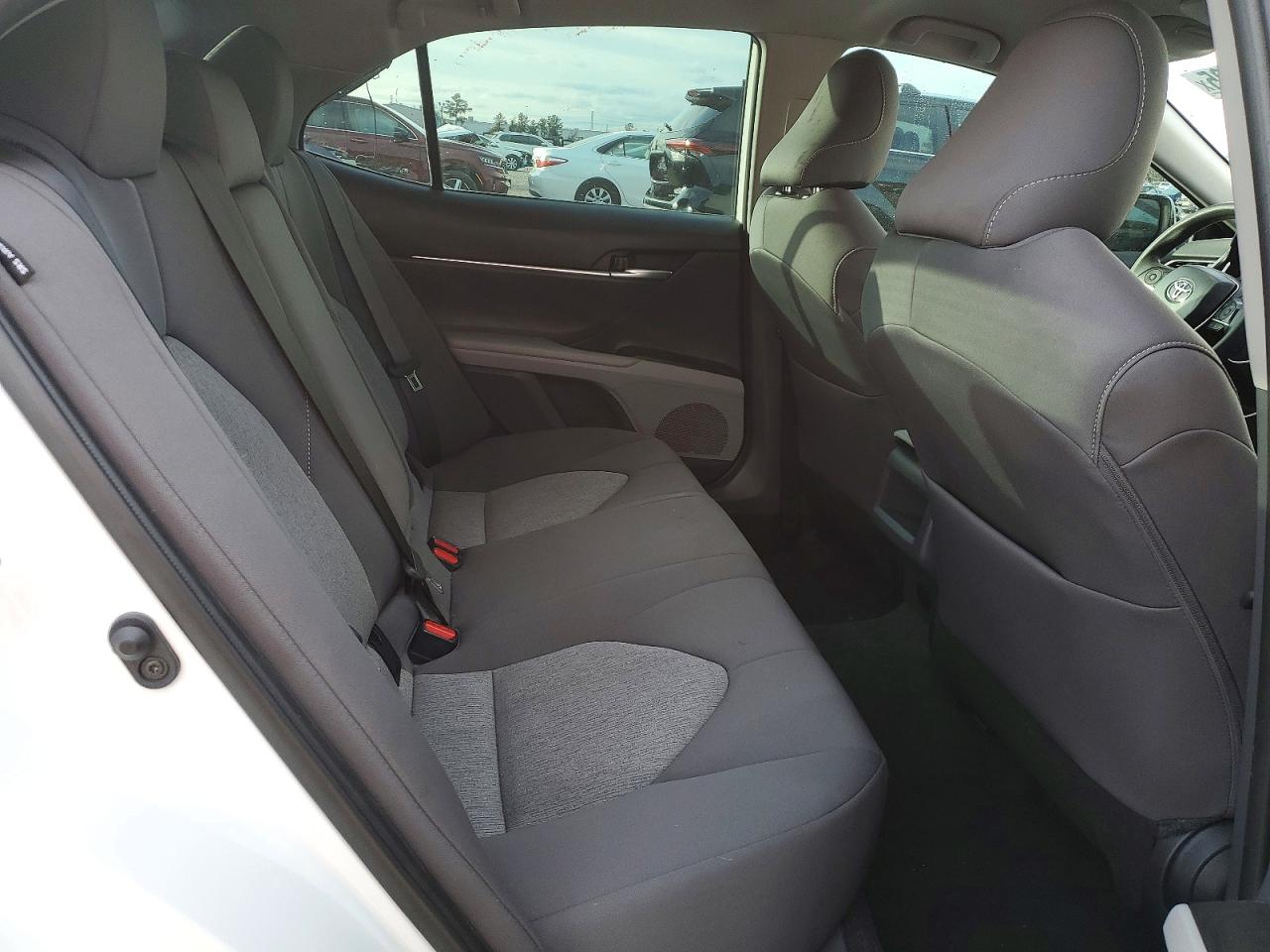 2024 TOYOTA CAMRY LE photo 10