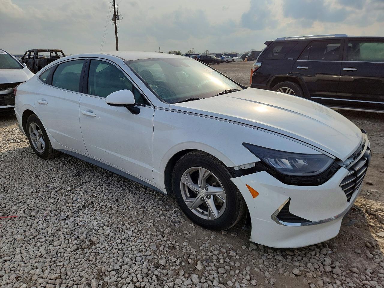 2020 HYUNDAI SONATA SE photo 4