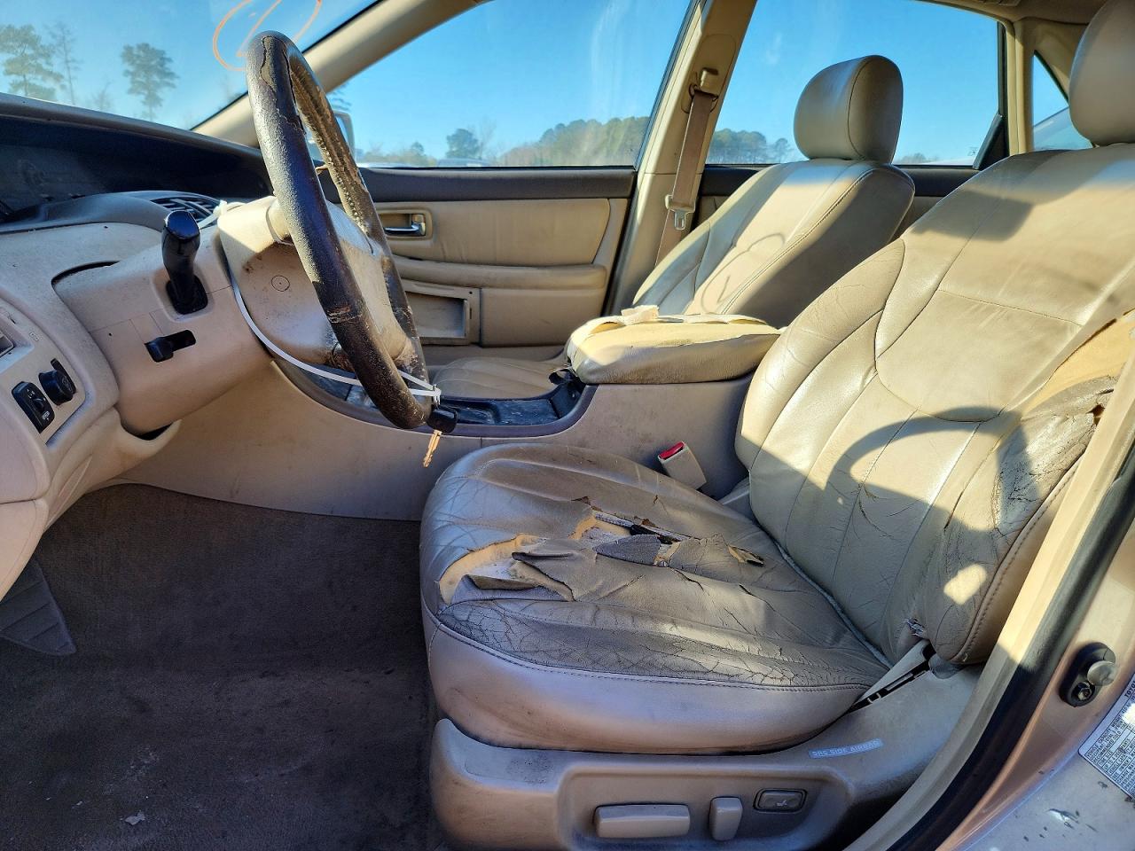 2001 TOYOTA AVALON XL photo 7