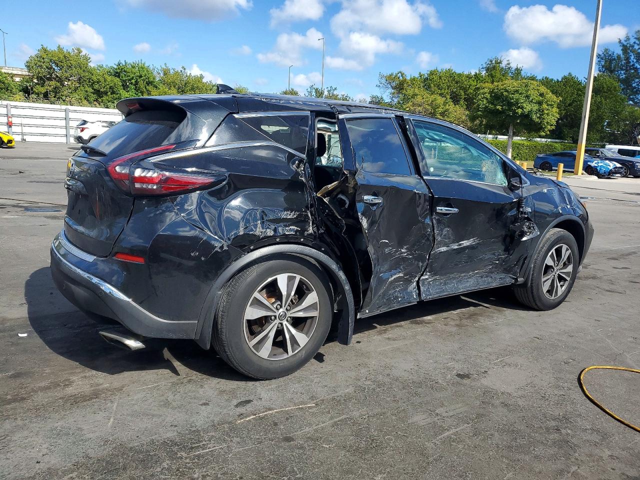 2020 NISSAN MURANO S photo 3