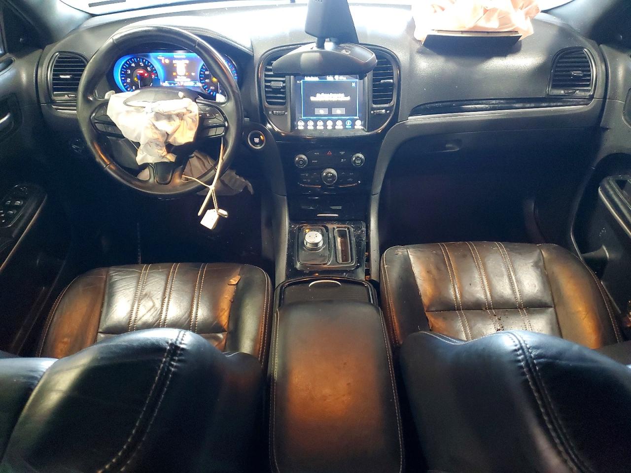 2019 CHRYSLER 300 S photo 8