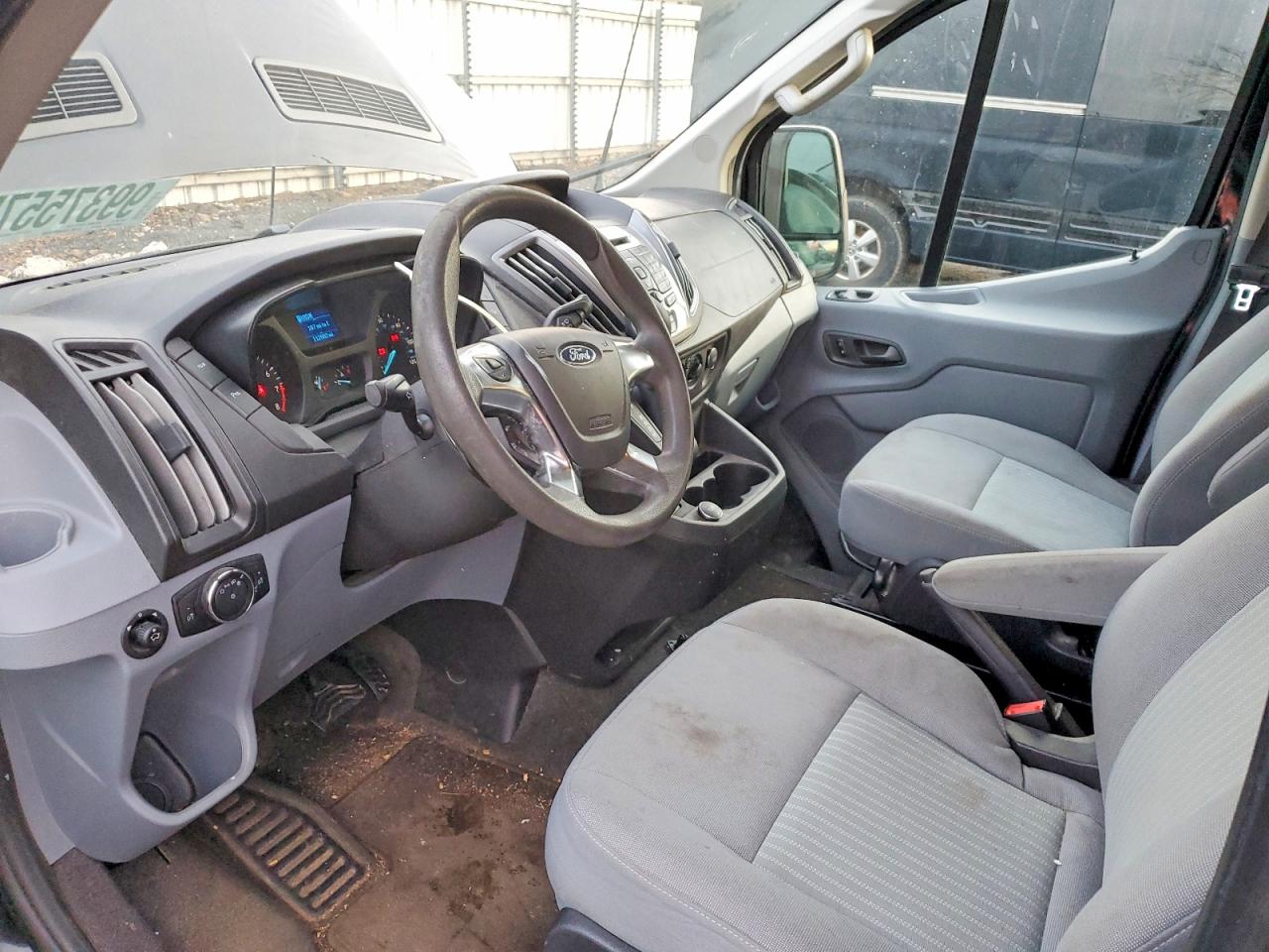 2017 FORD TRANSIT T-350 photo 8