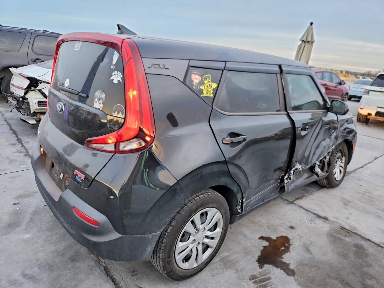 2020 KIA SOUL LX photo 3