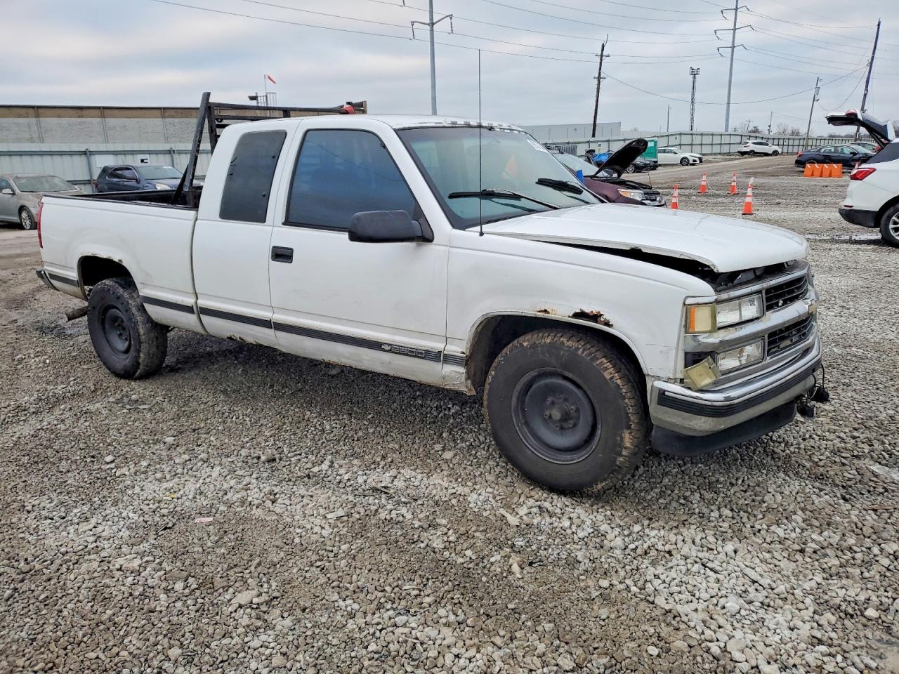 1997 CHEVROLET GMT-400 C2500 photo 4