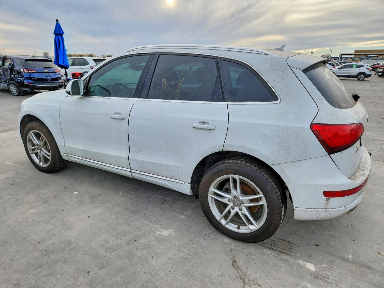 2013 AUDI Q5 PREMIUM PLUS photo 2