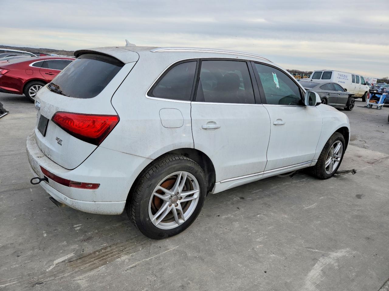 2013 AUDI Q5 PREMIUM PLUS photo 3
