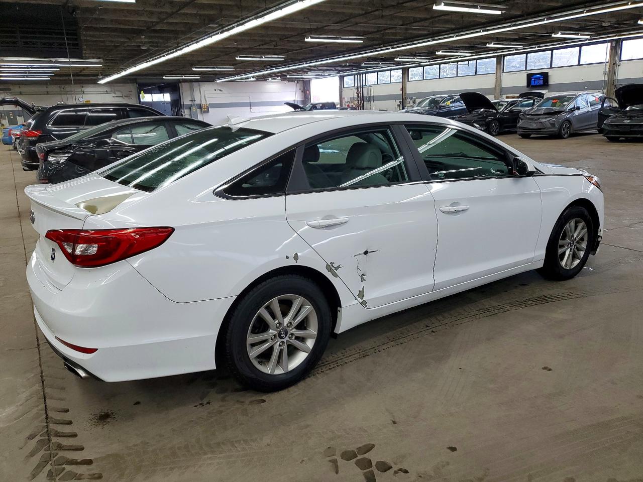 2016 HYUNDAI SONATA SE photo 3