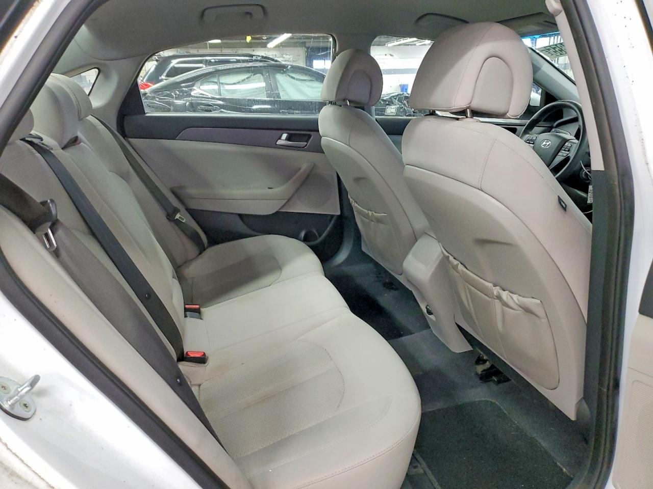 2016 HYUNDAI SONATA SE photo 10