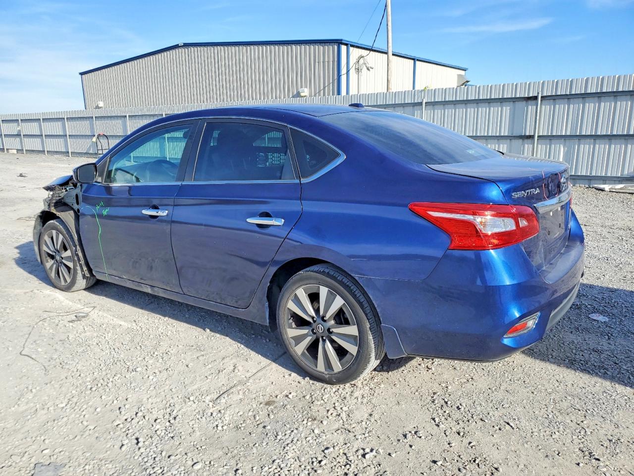 2019 NISSAN SENTRA S photo 2