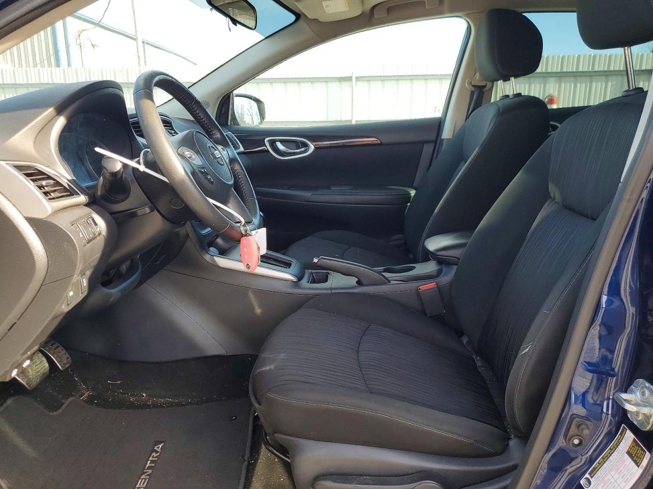 2019 NISSAN SENTRA S photo 7