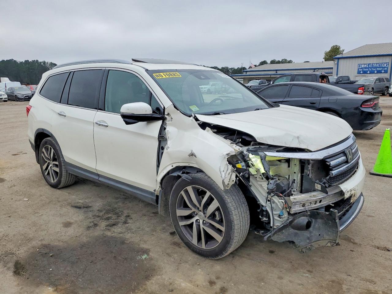 2016 HONDA PILOT TOURING photo 4