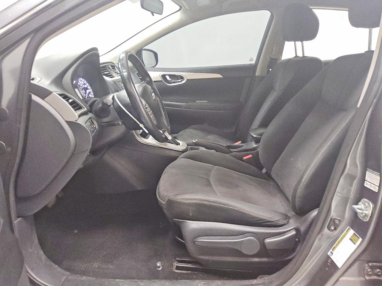 2015 NISSAN SENTRA SV photo 7