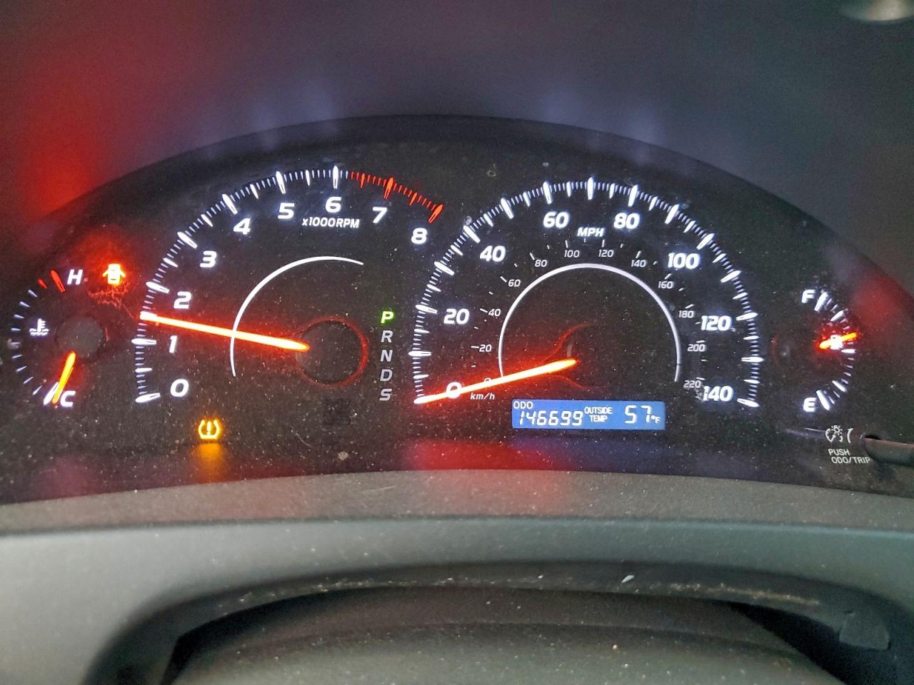 2011 TOYOTA CAMRY BASE photo 9