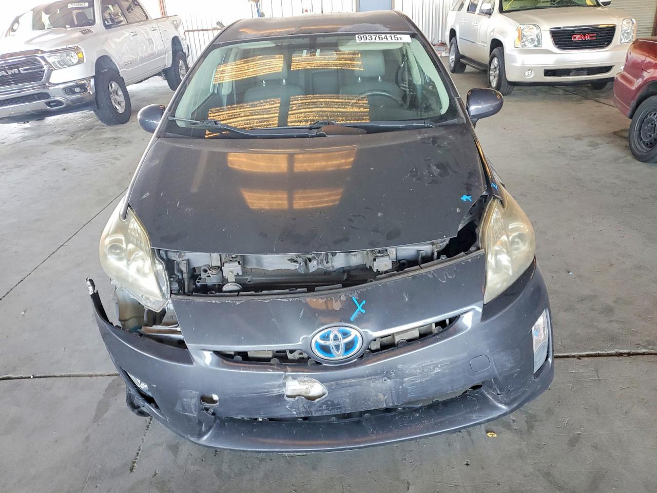 2010 TOYOTA PRIUS photo 5