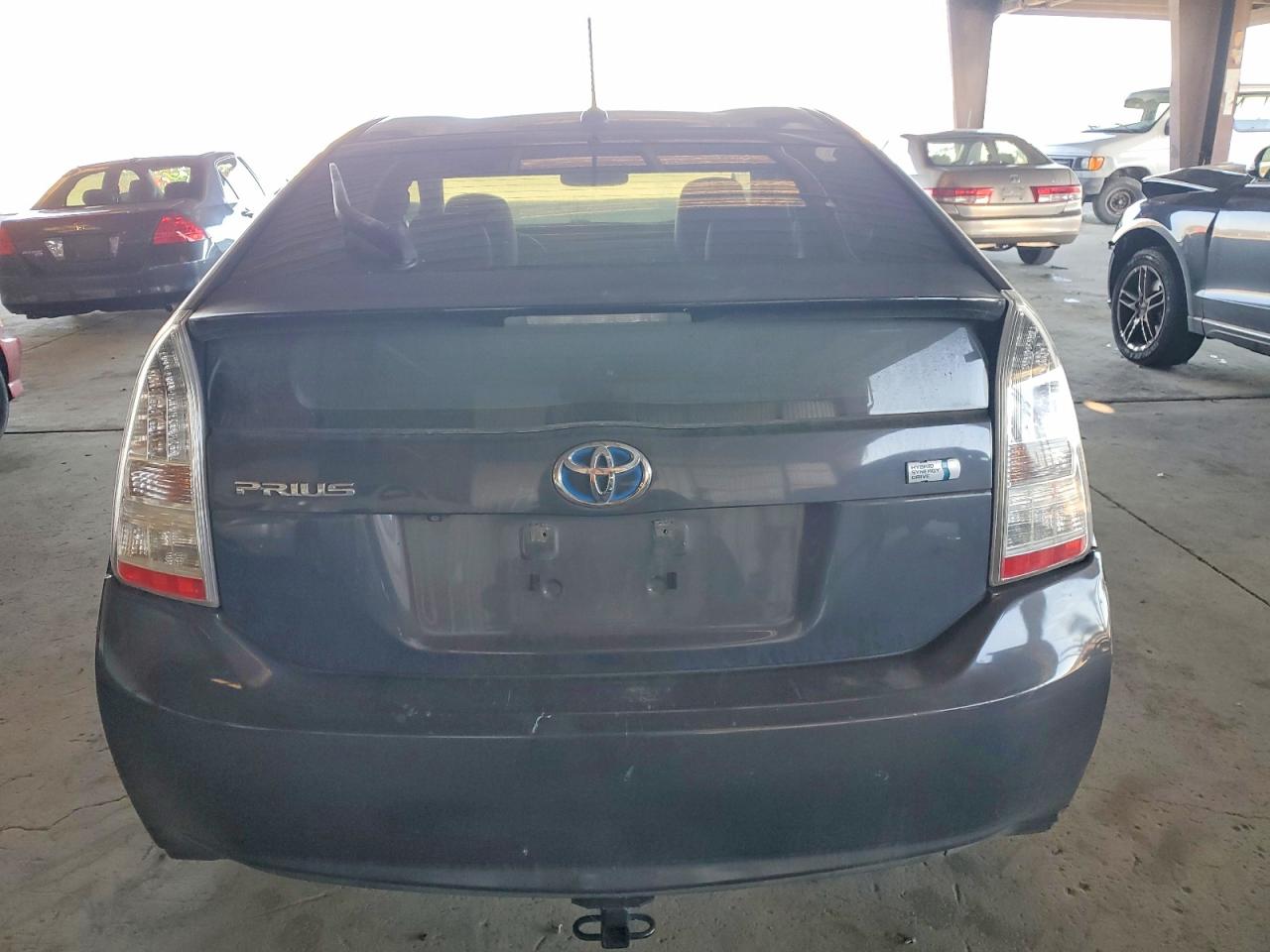2010 TOYOTA PRIUS photo 6