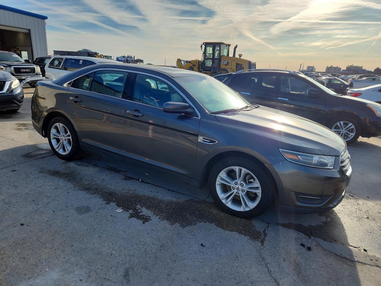 2015 FORD TAURUS SEL photo 4