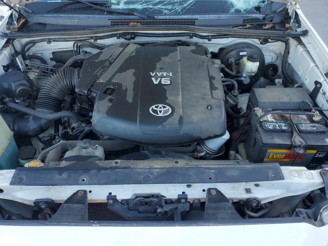 2013 TOYOTA TACOMA photo 21