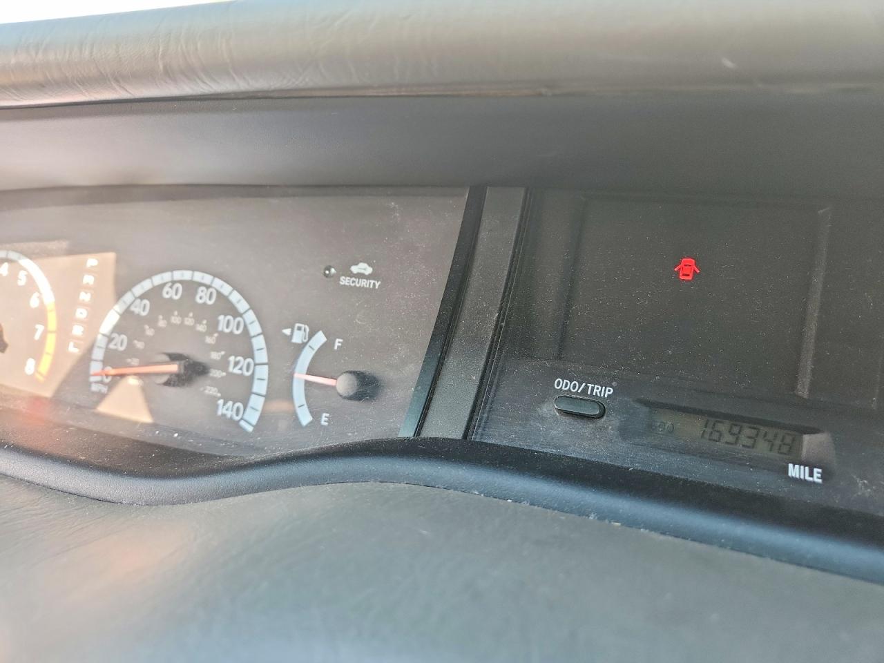 2000 TOYOTA AVALON XL photo 9