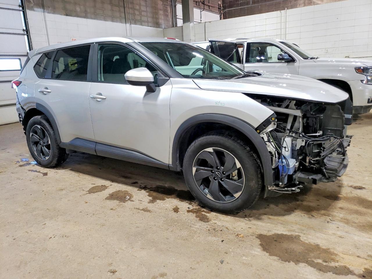 2024 NISSAN ROGUE SV photo 4