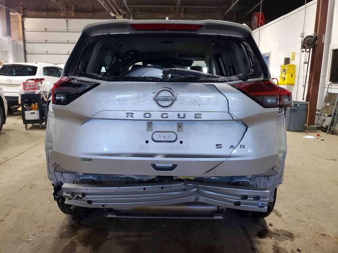2024 NISSAN ROGUE SV photo 6