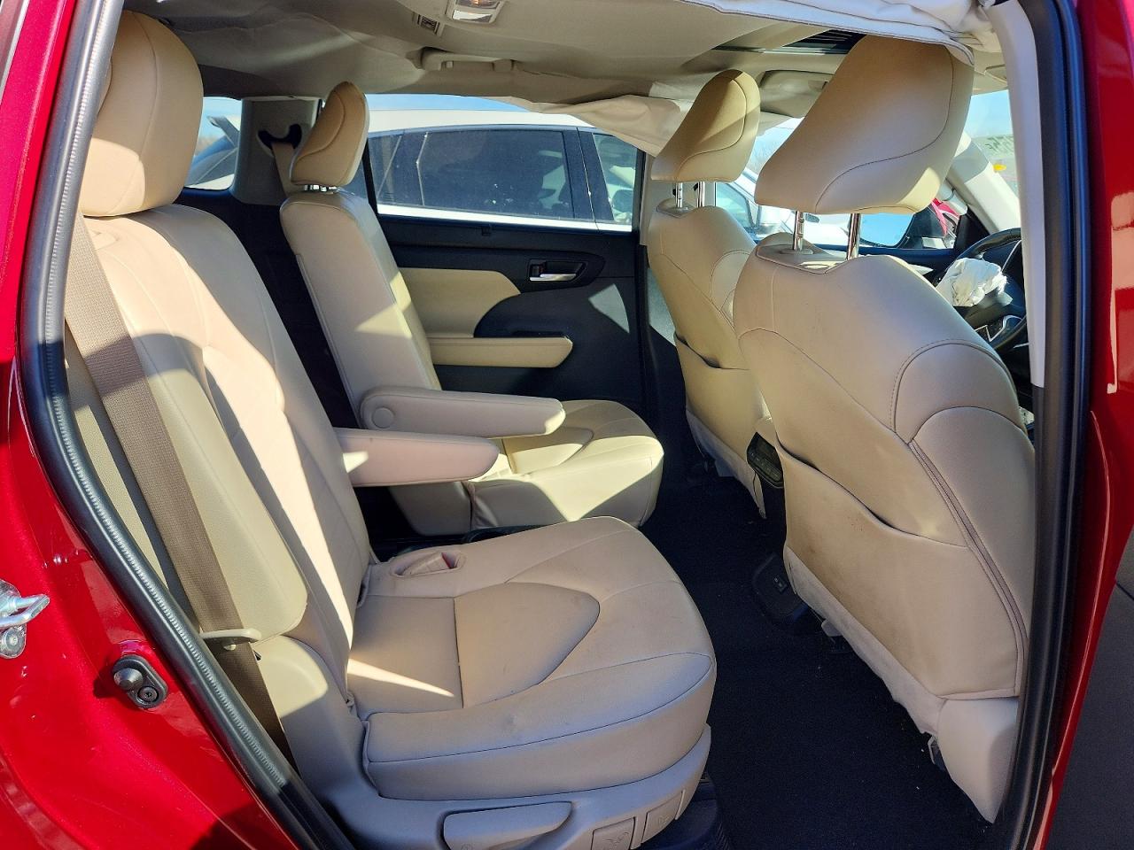 2023 TOYOTA HIGHLANDER HYBRID XLE photo 11