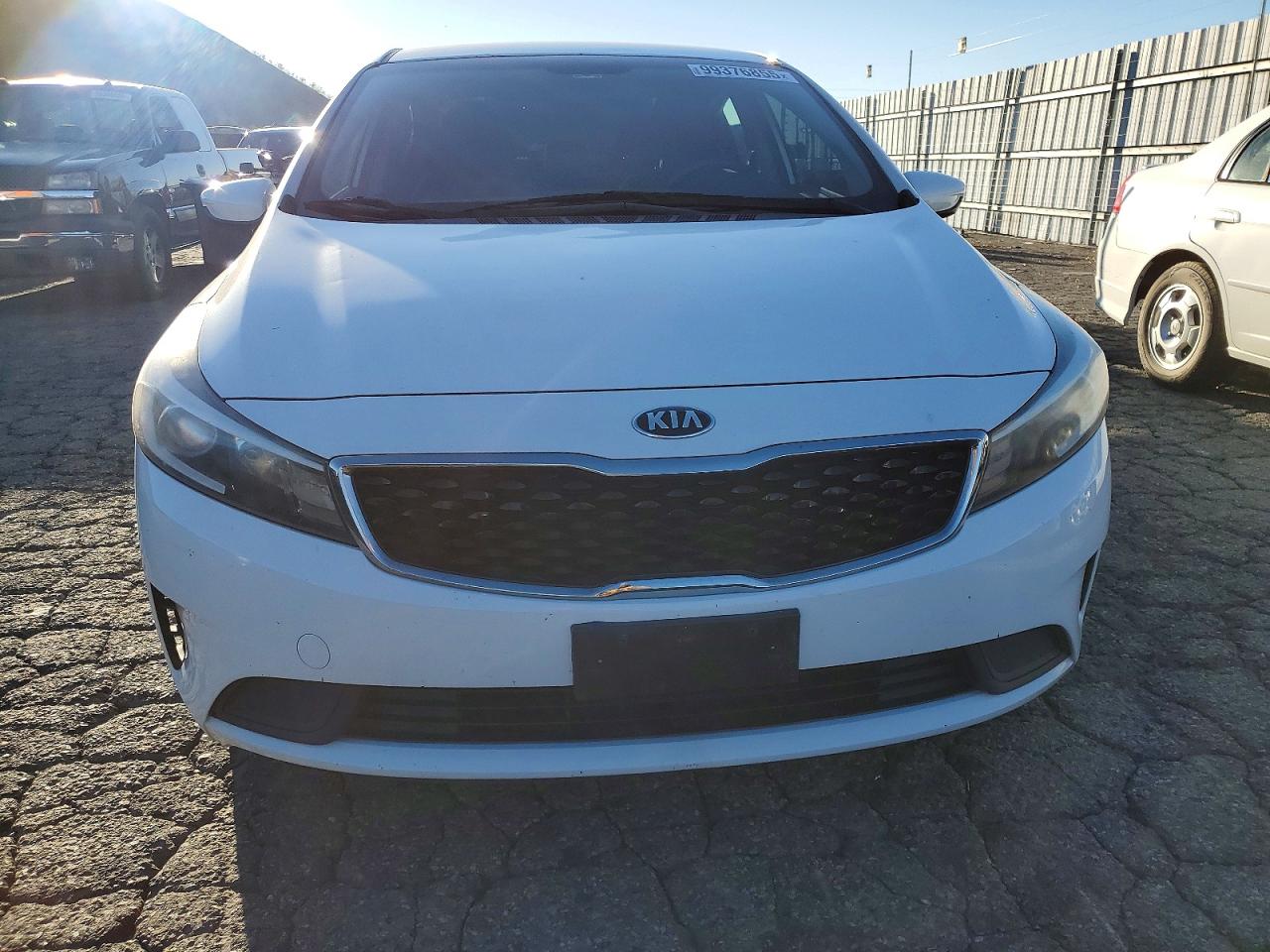 2017 KIA FORTE LX photo 5