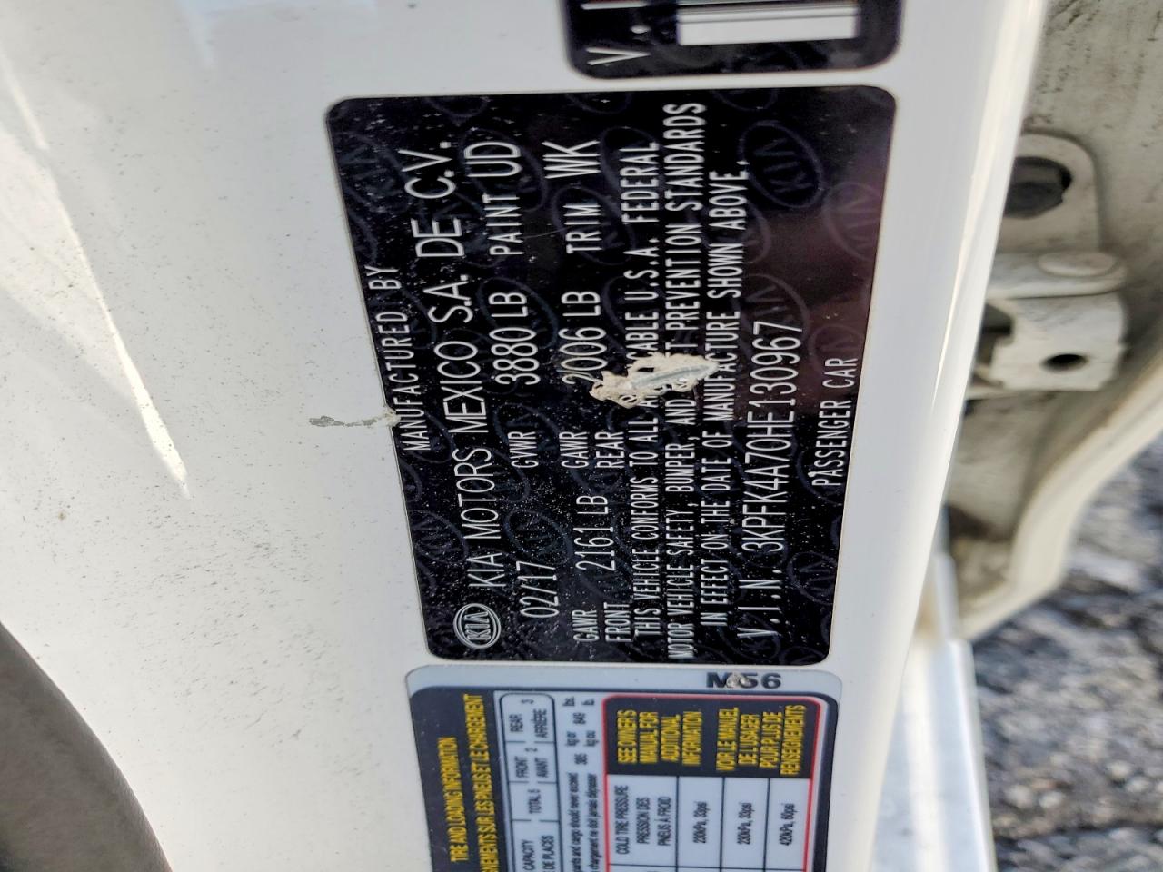 2017 KIA FORTE LX photo 12