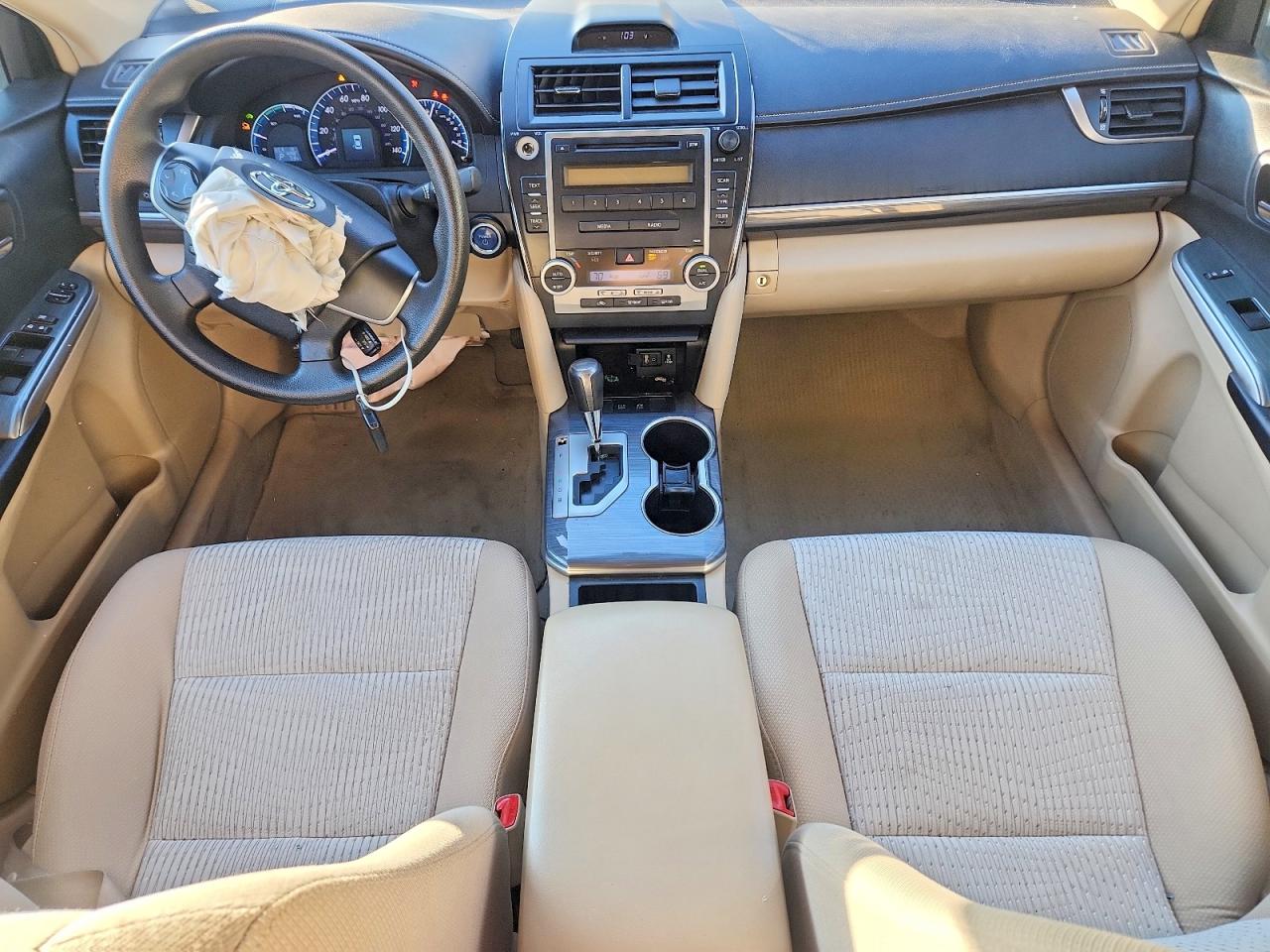 2012 TOYOTA CAMRY HYBRID photo 8