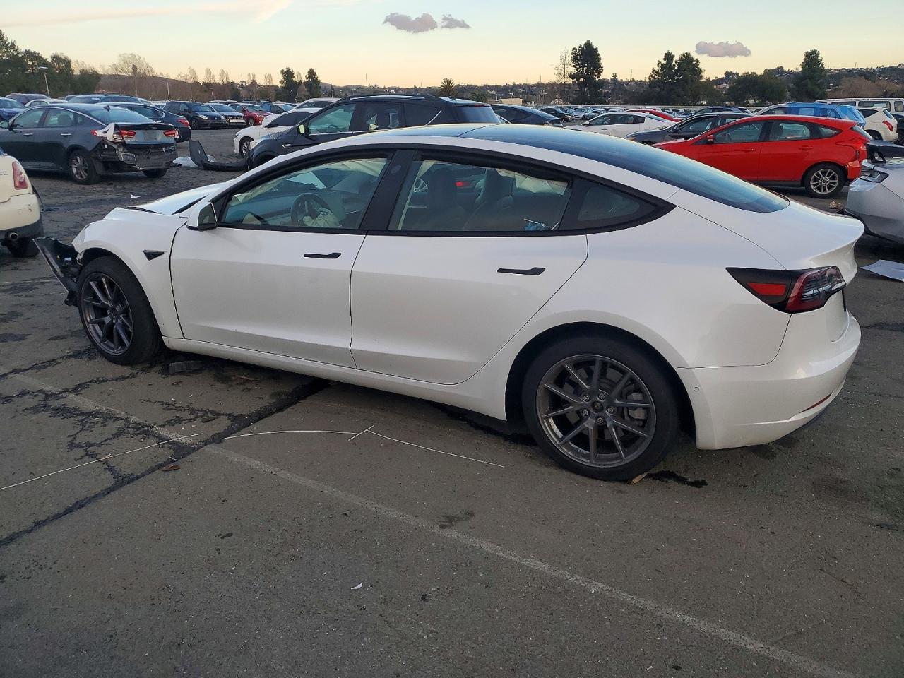 2022 TESLA MODEL 3 photo 2