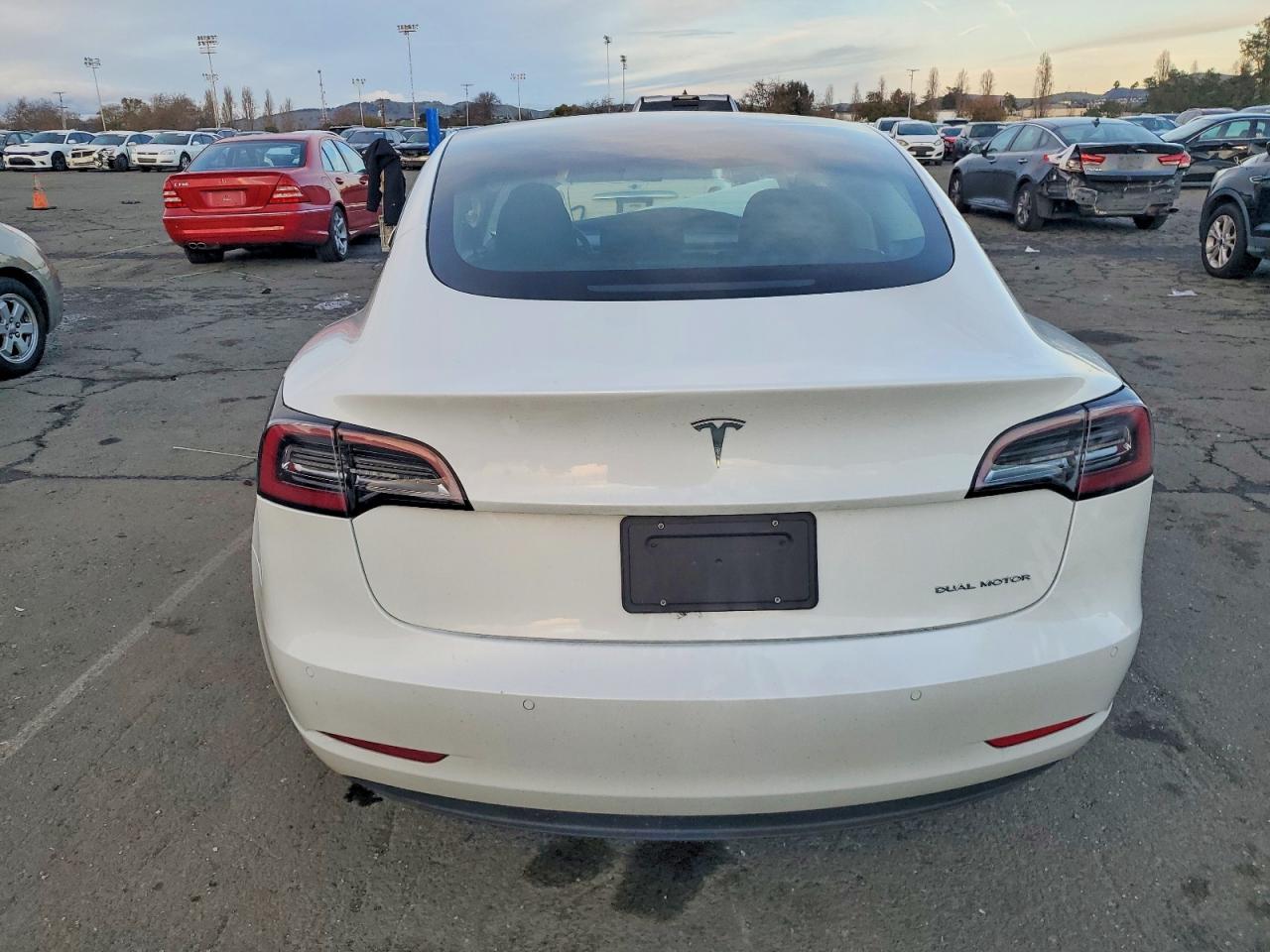 2022 TESLA MODEL 3 photo 6