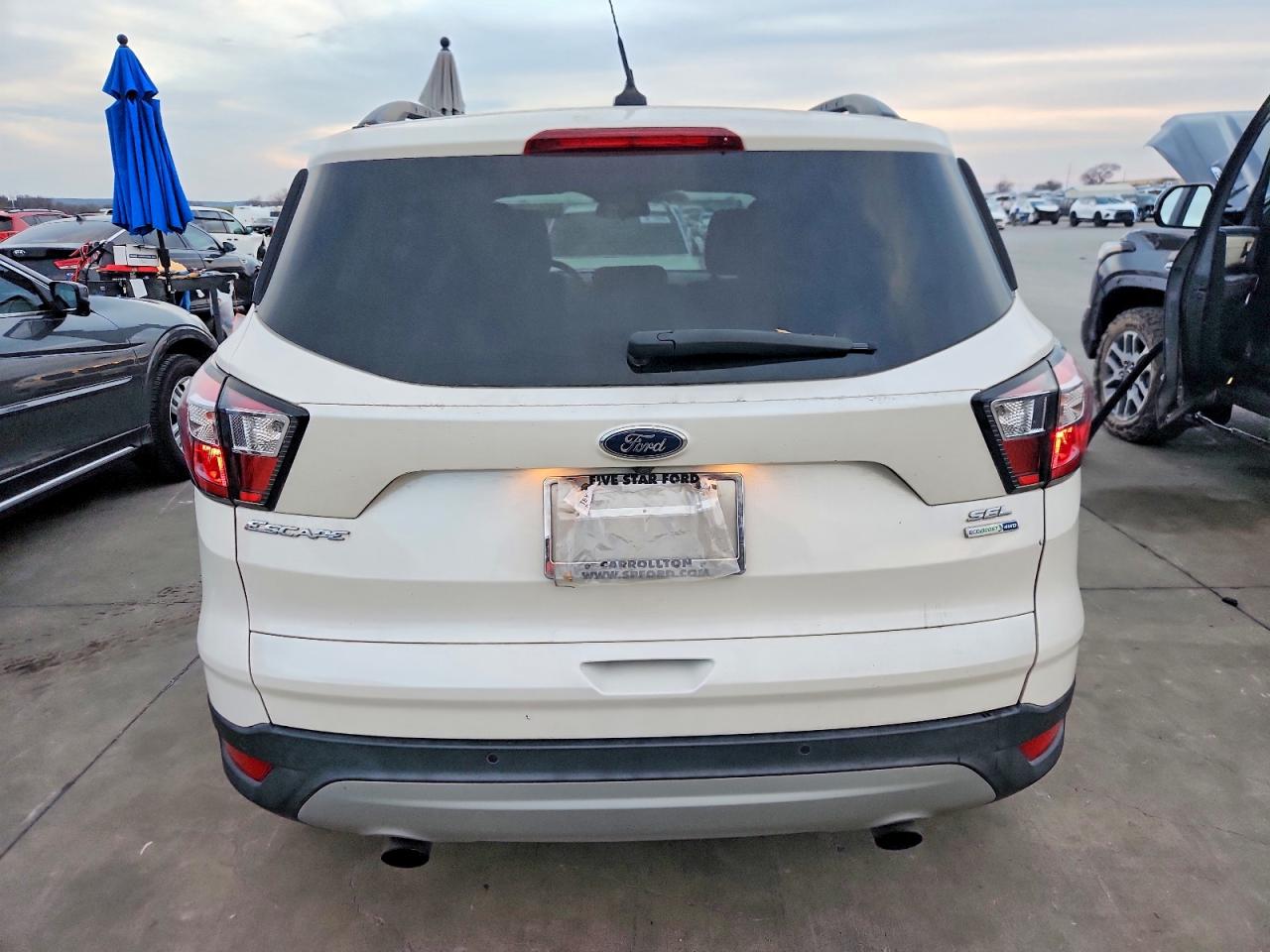 2018 FORD ESCAPE SEL photo 6
