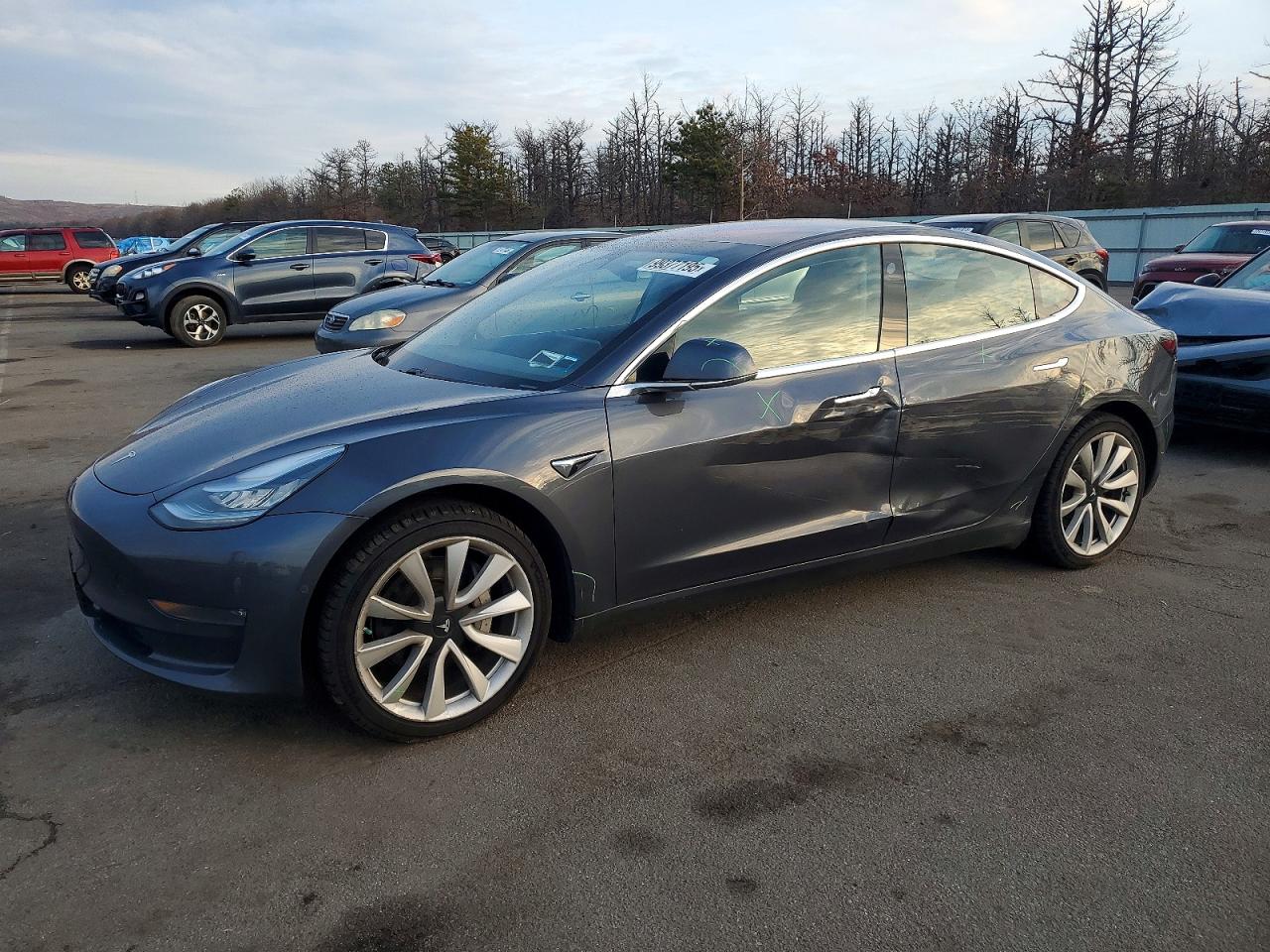 2018 TESLA MODEL 3
