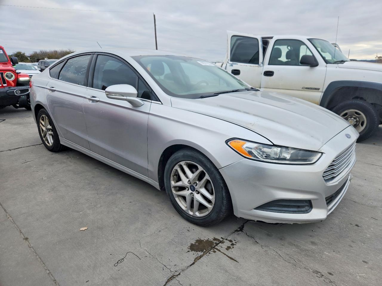 2014 FORD FUSION SE photo 4