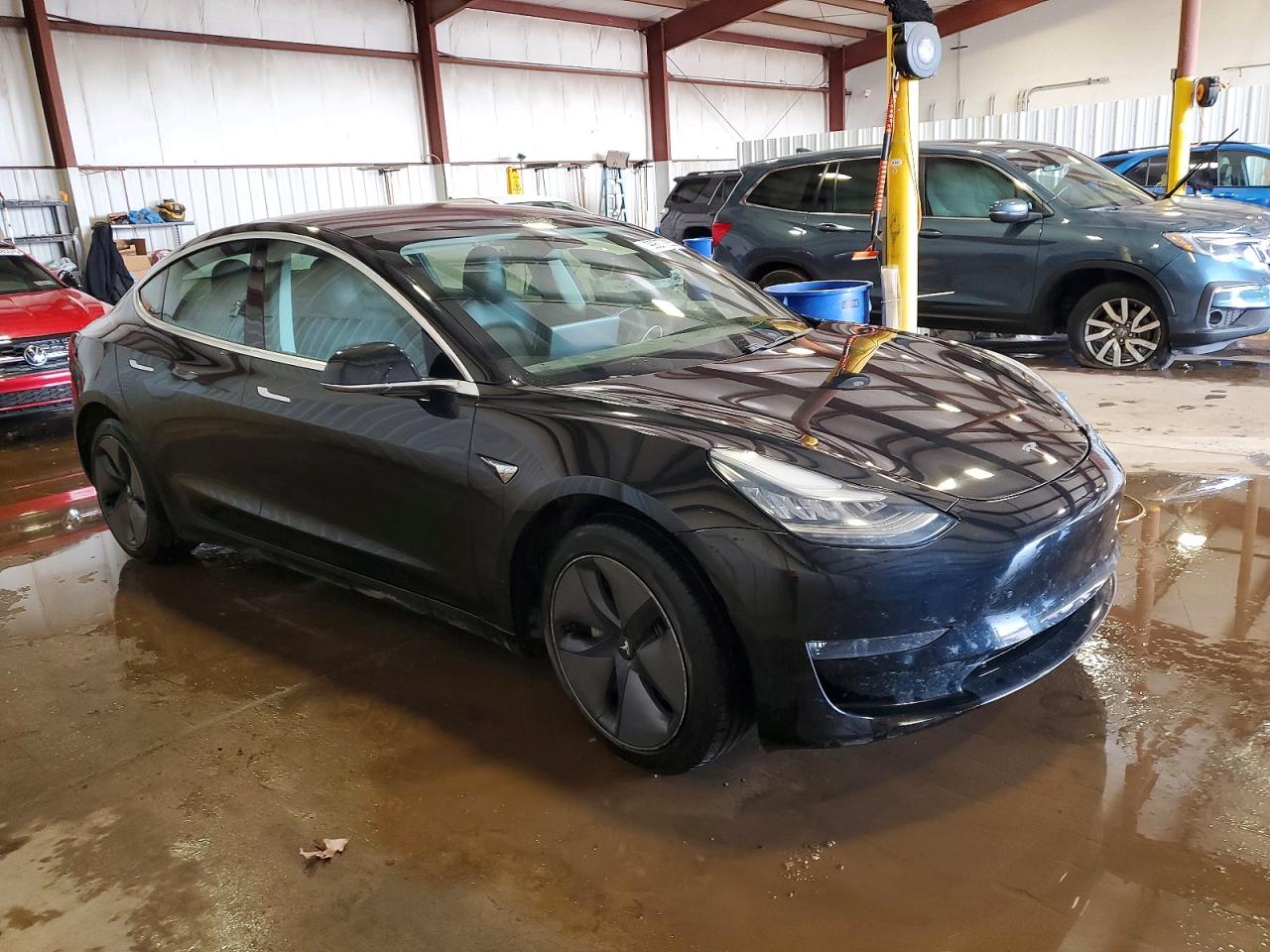 2019 TESLA MODEL 3 photo 4
