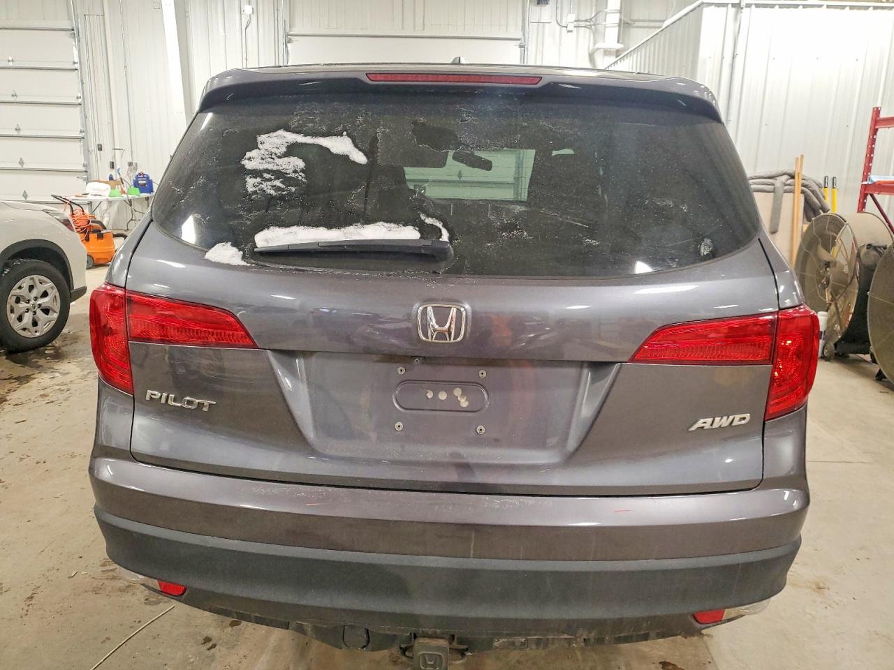 2016 HONDA PILOT EXLN photo 6