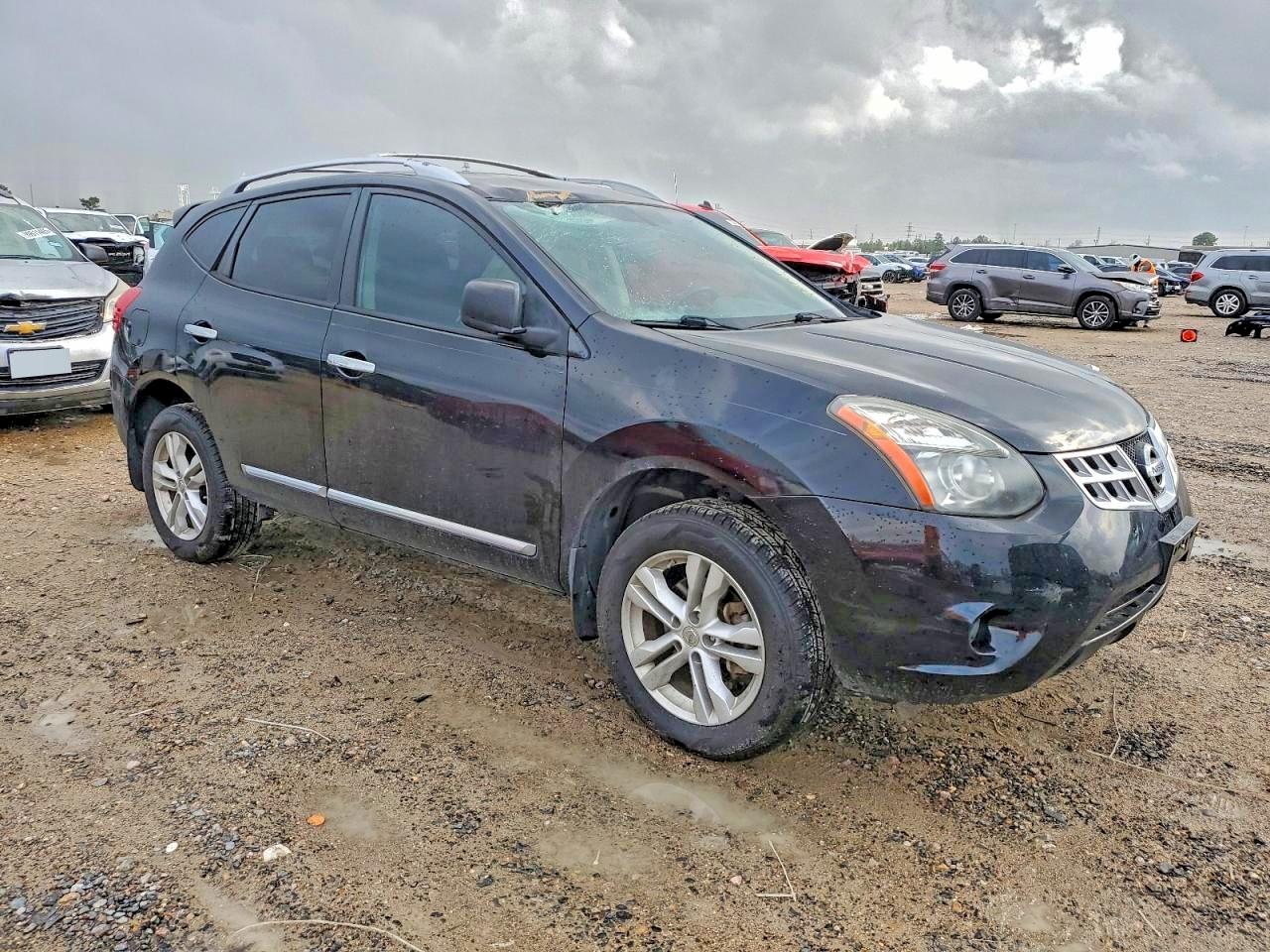 2015 NISSAN ROGUE SELECT S photo 4