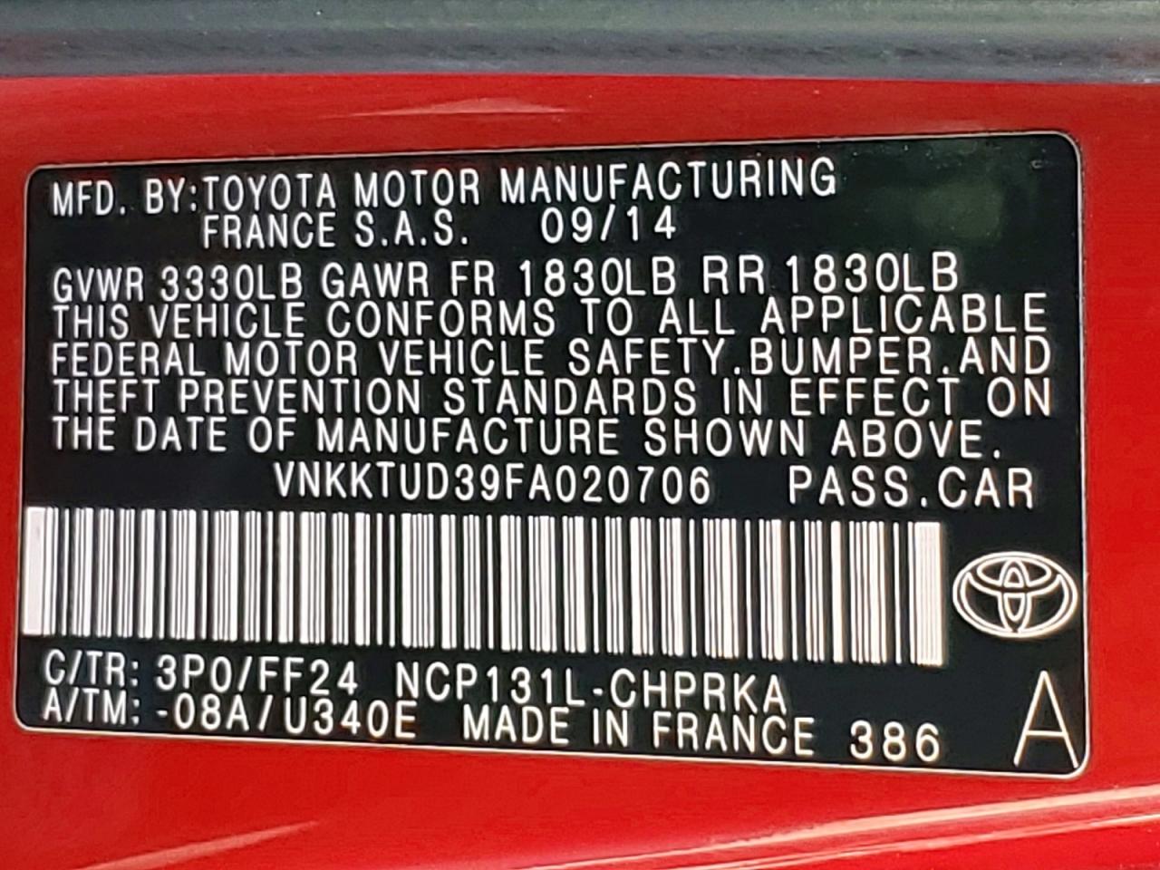 2015 TOYOTA YARIS photo 12