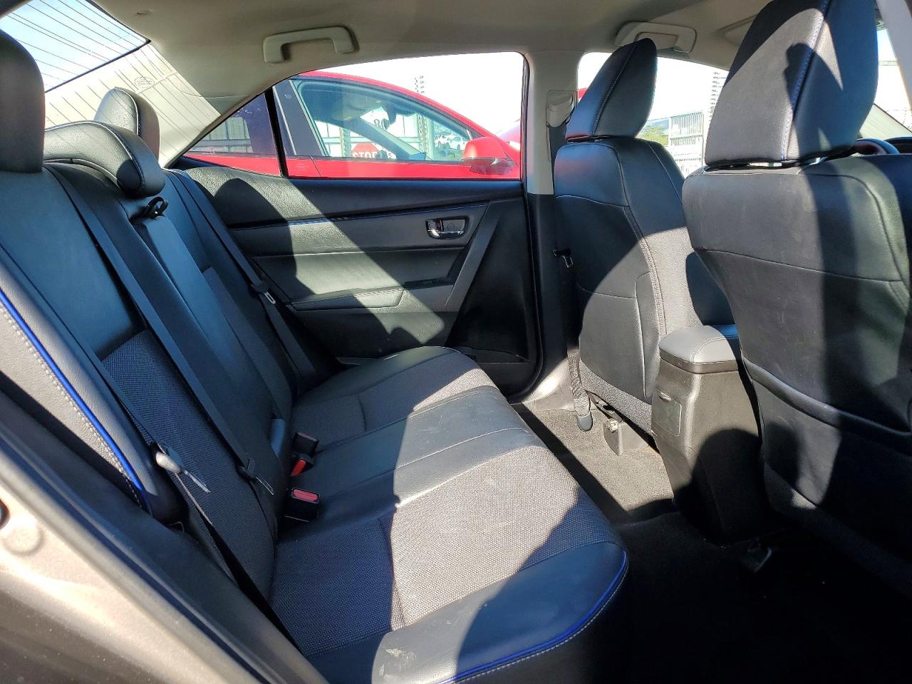 2017 TOYOTA COROLLA L photo 10