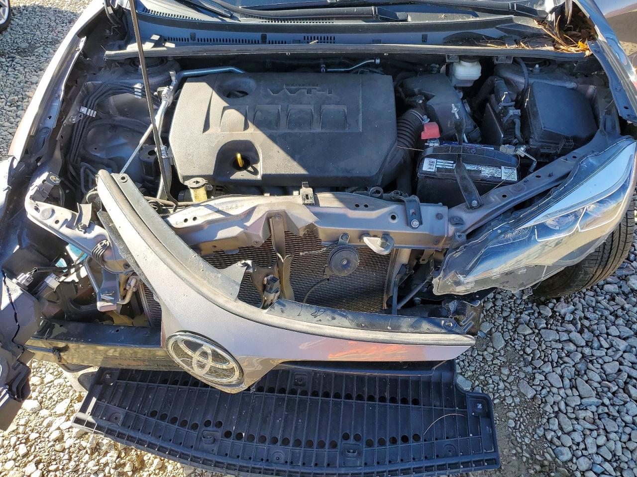2017 TOYOTA COROLLA L photo 11