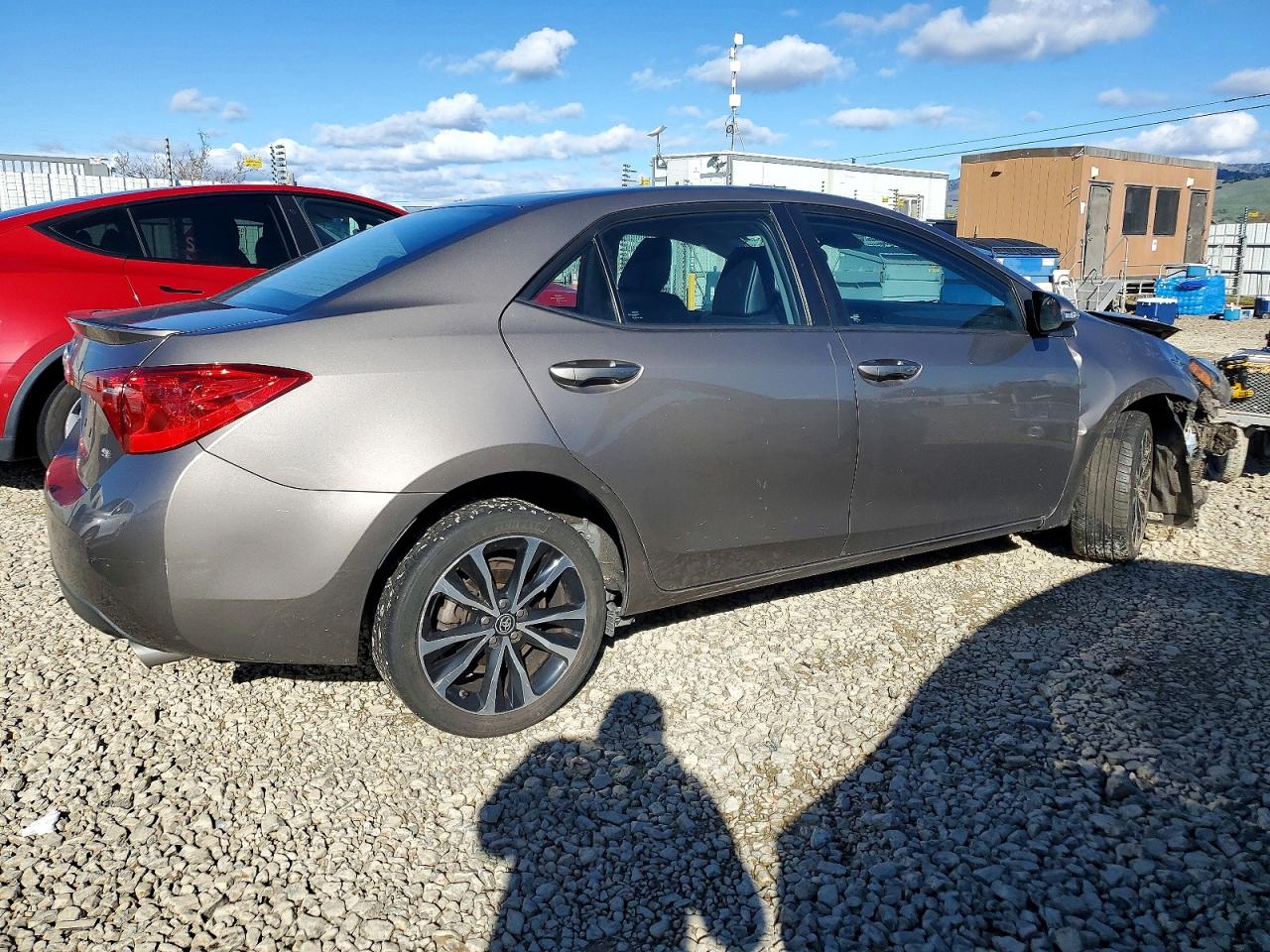 2017 TOYOTA COROLLA L photo 3