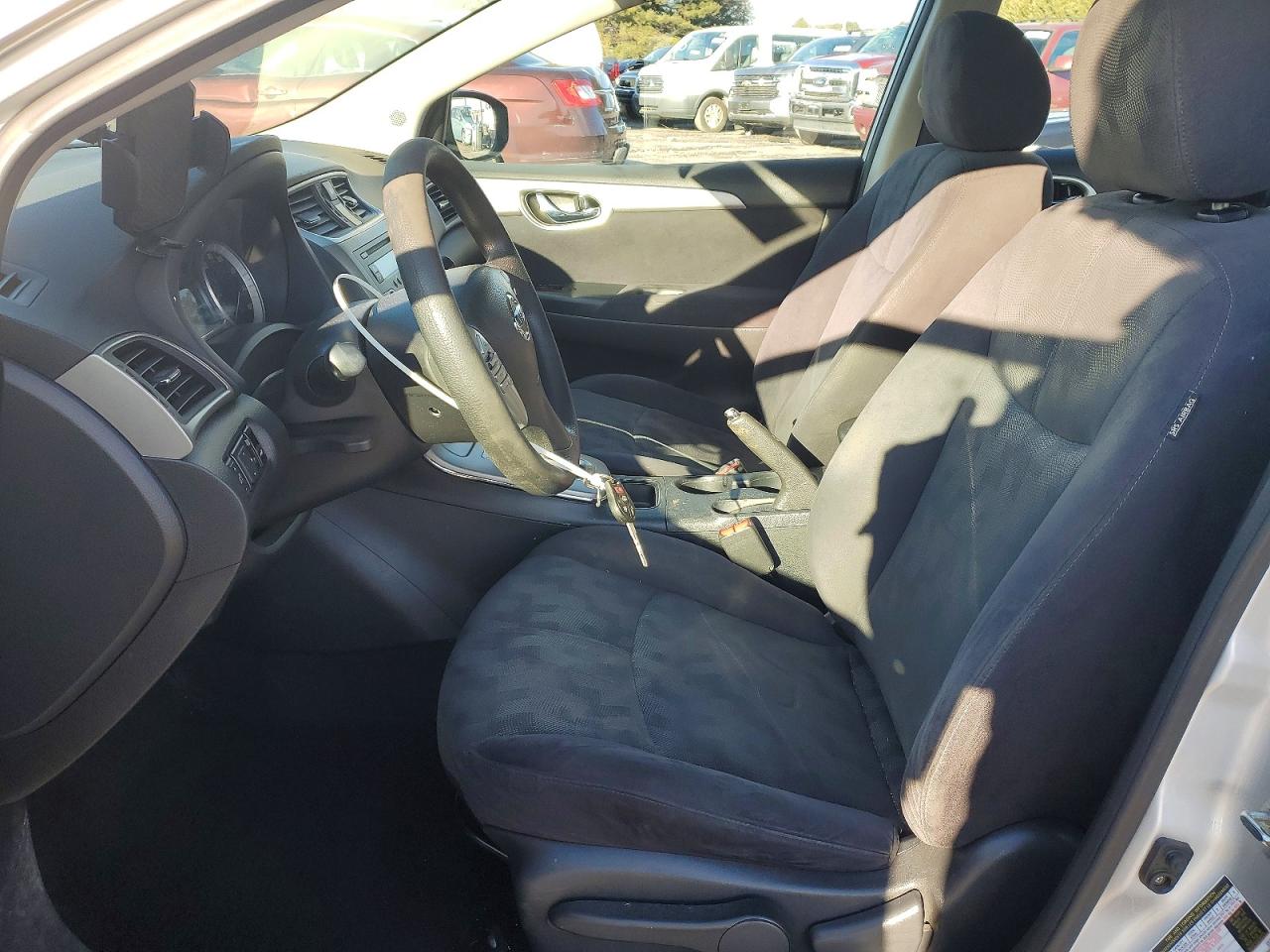 2013 NISSAN SENTRA S photo 7
