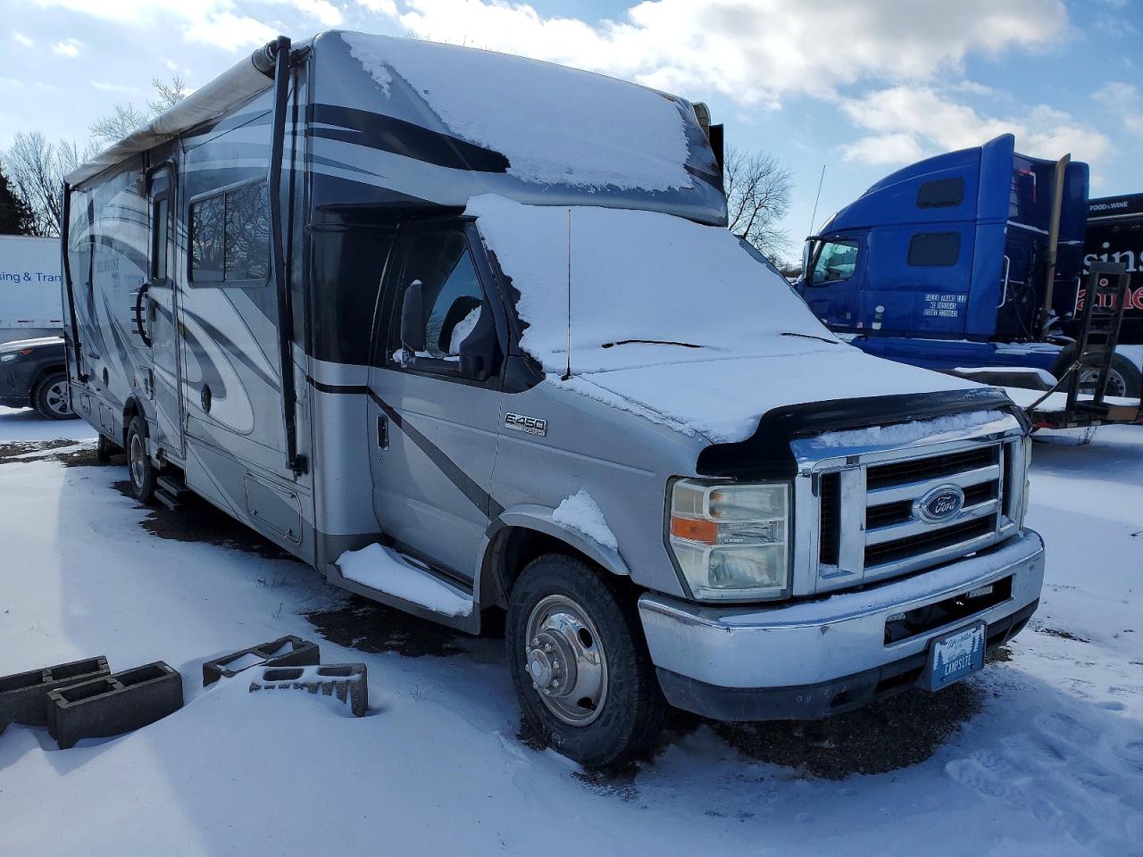 2010 FORD ECONOLINE