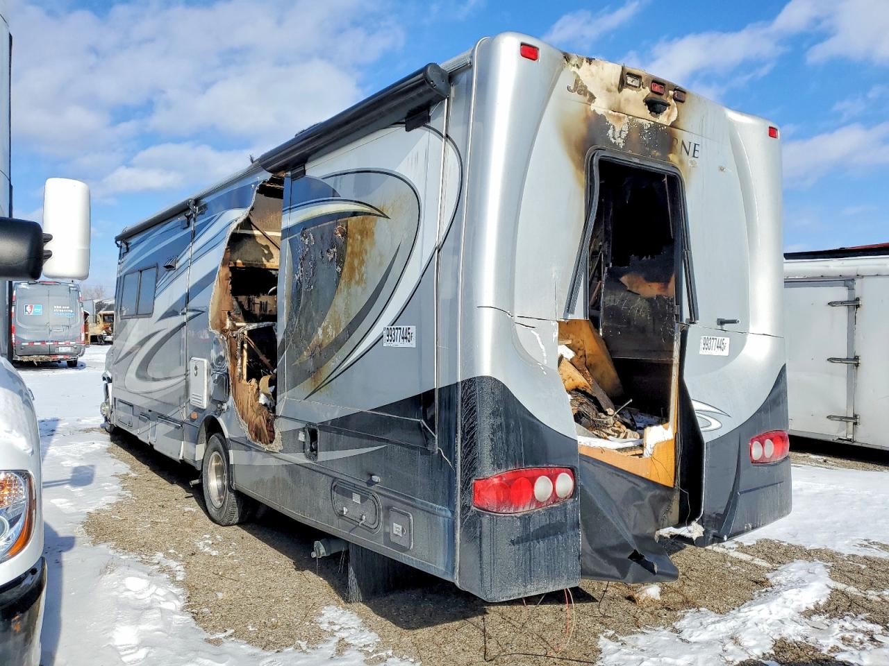 2010 FORD ECONOLINE E450 SUPER DUTY CUTAWAY VAN photo 3