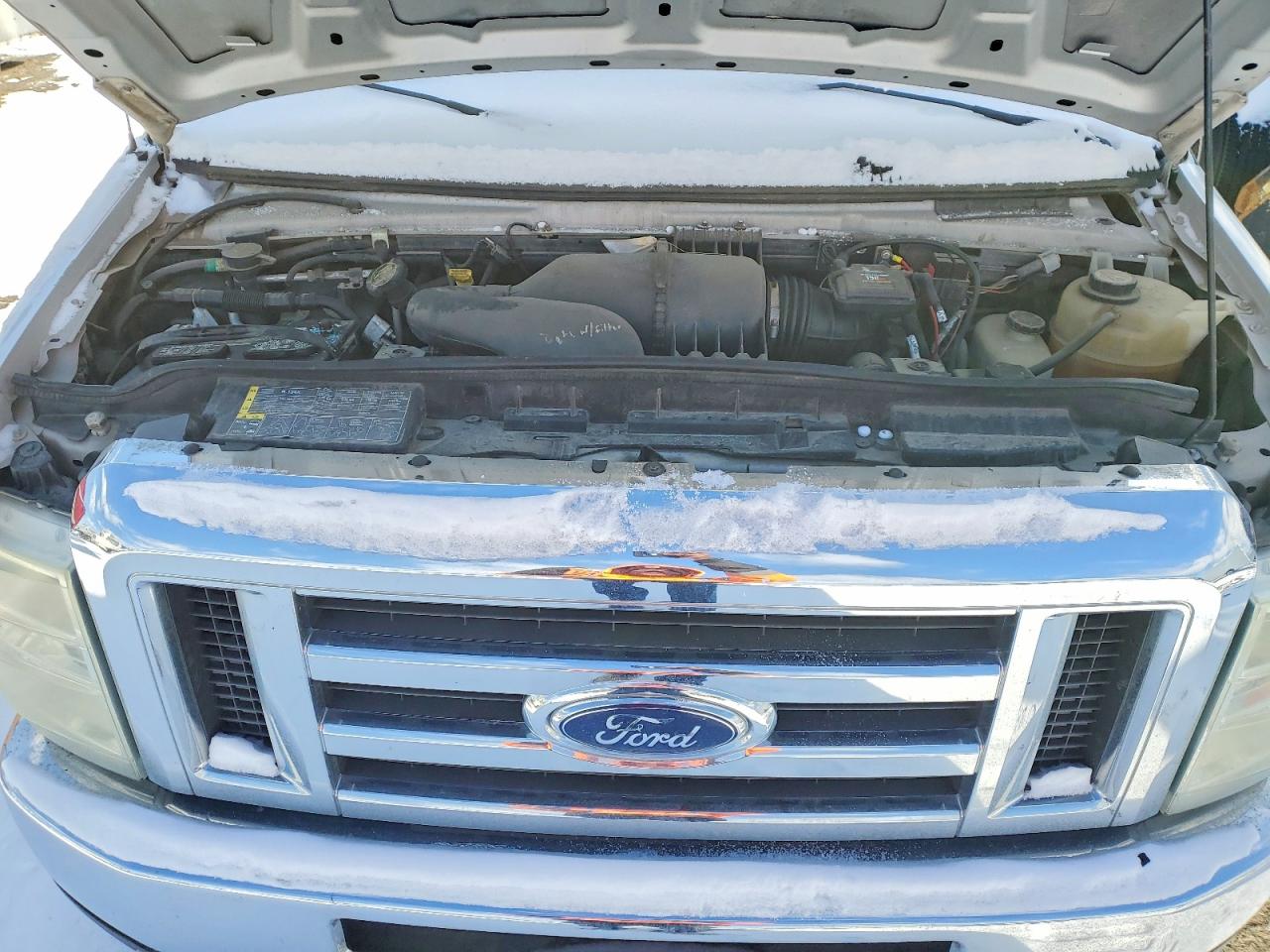2010 FORD ECONOLINE E450 SUPER DUTY CUTAWAY VAN photo 7