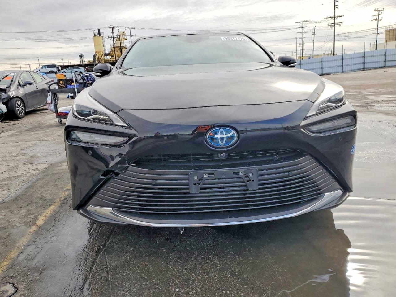 2021 TOYOTA MIRAI XLE photo 5