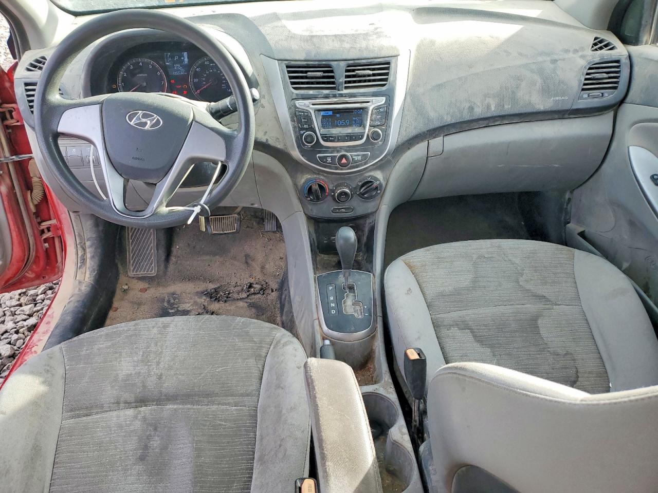 2016 HYUNDAI ACCENT SE photo 8