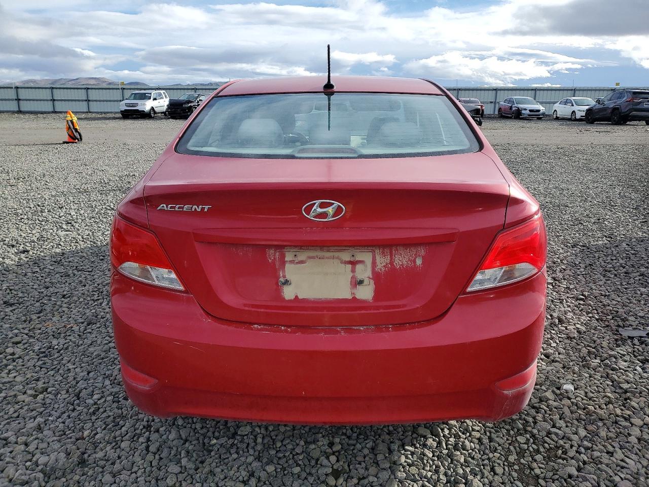 2016 HYUNDAI ACCENT SE photo 6
