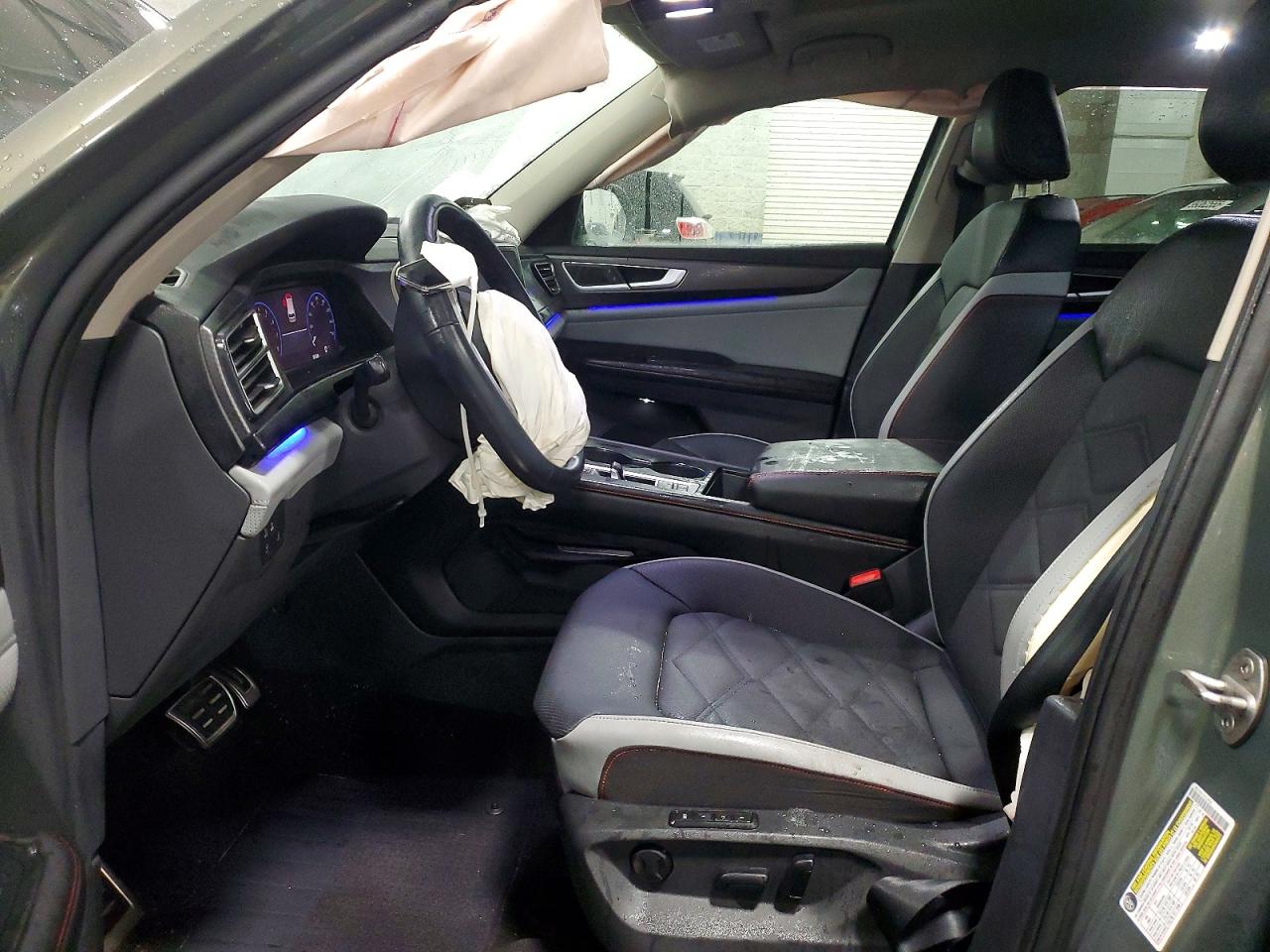 2024 VOLKSWAGEN ATLAS PEAK EDITION SEL photo 7